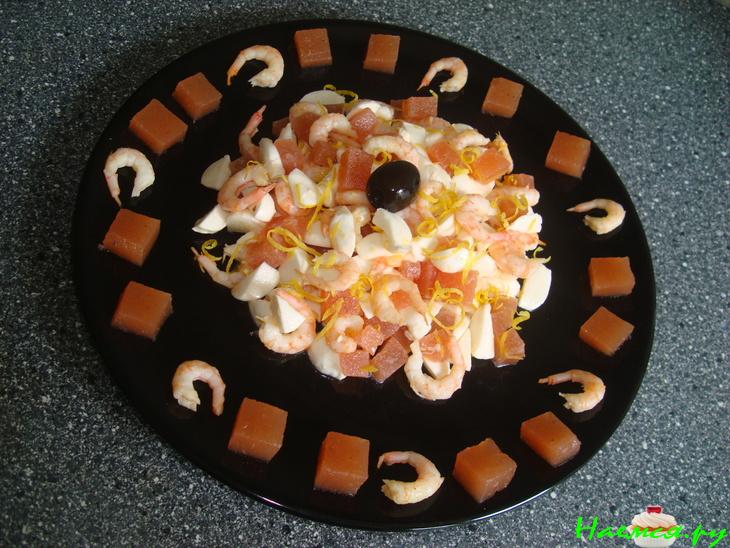 Моцарелла с креветками и желе из помидоров Моцарелла с креветками и желе из помидоров