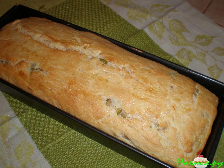 Хлеб с рикоттой и оливками