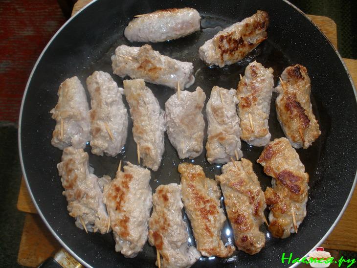 Мясные пальчики с черносливом