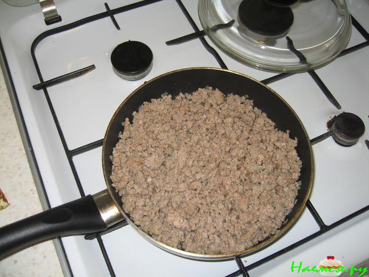 Домашняя мясная пицца