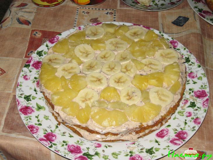 Торт бисквитный с творожным кремом