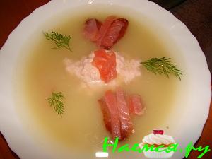 Рыбный супчик с гренками и сливками Рыбный супчик с гренками и сливками