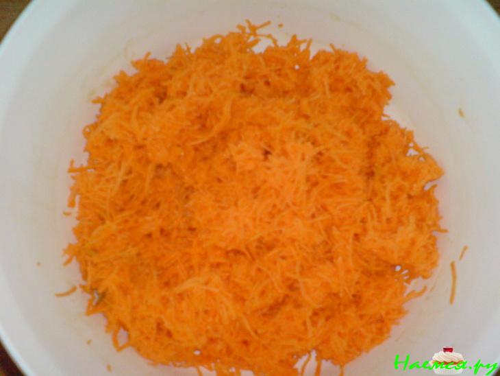 Салат из кольраби и моркови