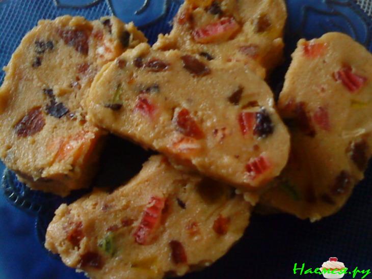 Пёстрое пирожное