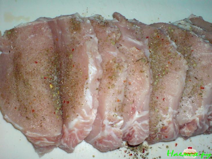 "Книжка" из свинины с плавленным сыром и помидорами "Книжка" из свинины с плавленным сыром и помидорами