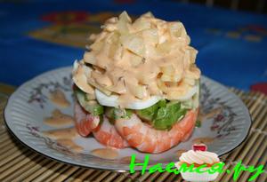 Легкий салат с креветками