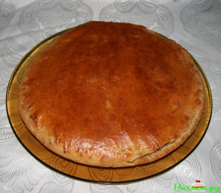 Пирог с тушеной капустой