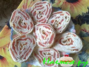 Лаваш с семгой и с сыром&nbsp; 