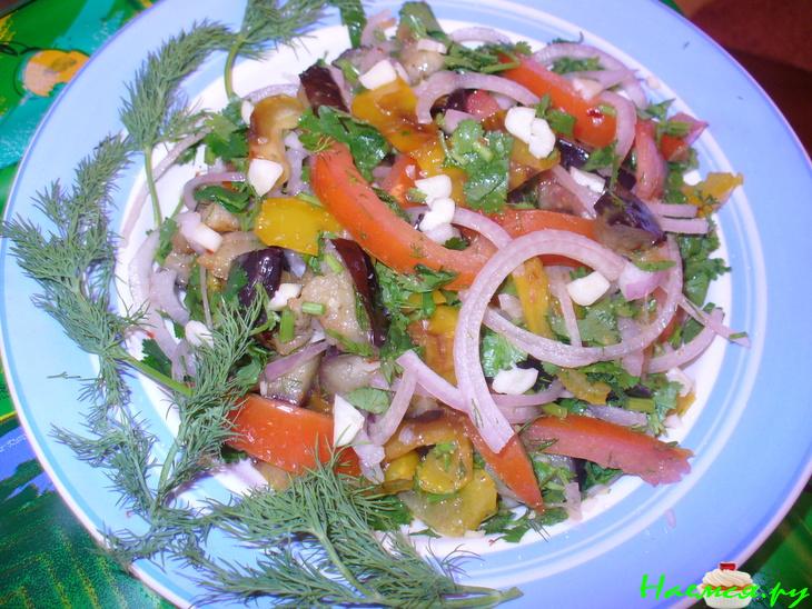 Овощной салатик "Дачный"