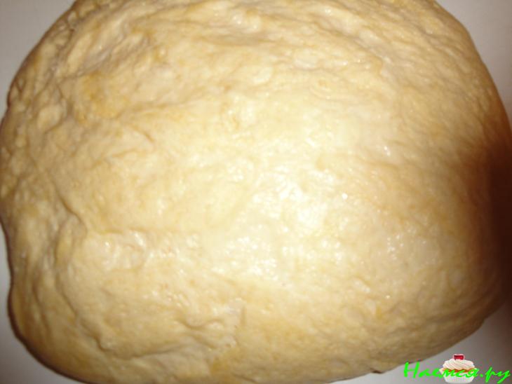 Полуслоёное дрожжевое тесто и пирог из него