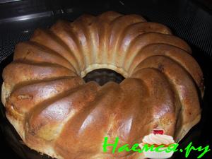 Заливной блинчатый пирог с яблоками и бананами