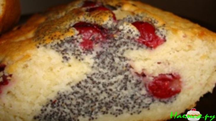 Кекс яблочно-вишневый