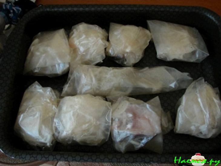 Рыба, запеченная в пергаменте