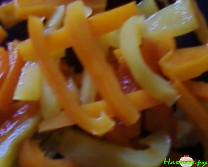 Салат с рыбой и маринованным перцем