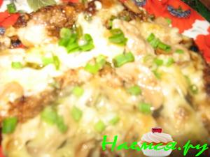 Горбуша с сыром и грибами