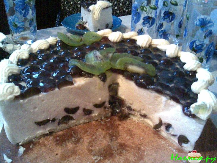 Торт творожный с виноградом Торт творожный с виноградом