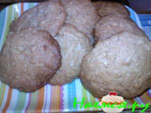 Овсяное печенье с медом и грецкими орехами Овсяное печенье с медом и грецкими орехами