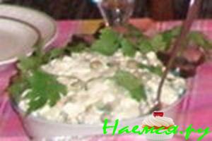 Салат "Любимый" с шампиньонами и сыром Салат "Любимый" с шампиньонами и сыром