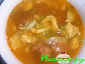 Суп зимний (когда снаружи холодно, а в шерстяных носках и под пледом дома - в самый раз)