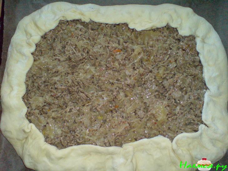 Пирог с мясом и квашеной капустой Пирог с мясом и квашеной капустой