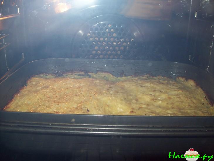 Мясо под шубой с картошкой