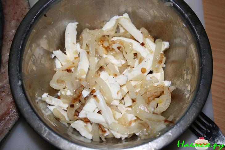 Скумбрия фаршированная с моцареллой