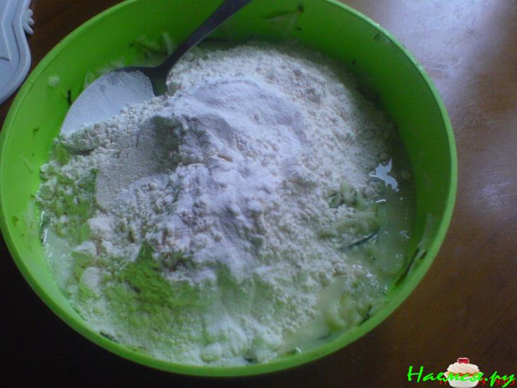 Несладкий кабачковый пирог Несладкий кабачковый пирог