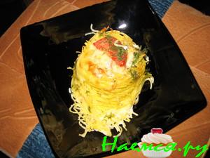 Курочка в гнёздышке