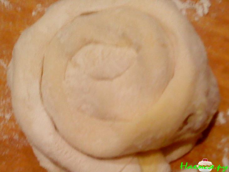 Сладкая лепешка с изюмом Сладкая лепешка с изюмом