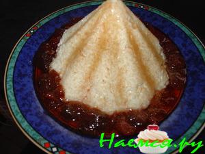 Рисово-ванильный пудинг с клубничным вареньем Рисово-ванильный пудинг с клубничным вареньем