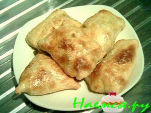 Пирожки со шпинатом и белым сыром (Ыспанклы почалар) Пирожки со шпинатом и белым сыром (Ыспанклы почалар)