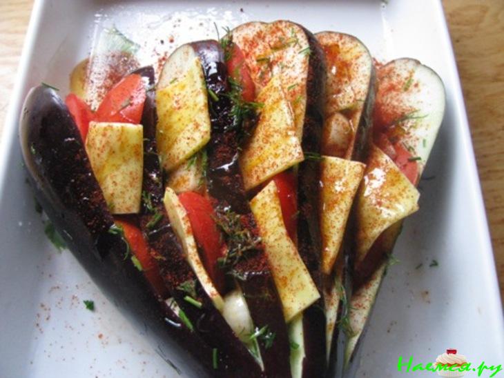 Веер из баклажана