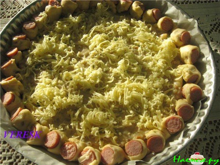 Пицца с белым соусом