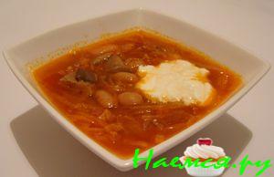 Борщ с грибами и фасолью