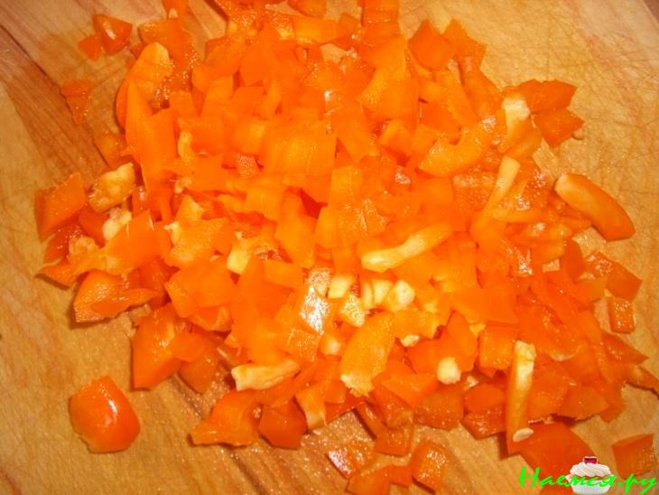 Салат весенний со свежей капустой