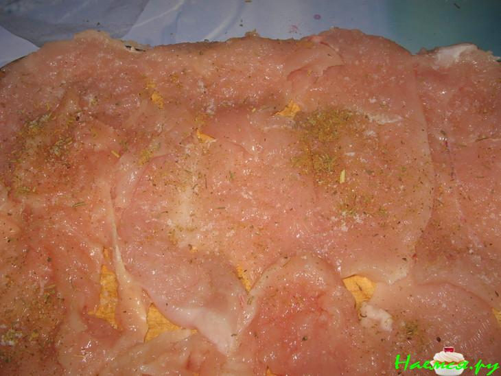 Куриная отбивная в майонезе с чесноком Куриная отбивная в майонезе с чесноком