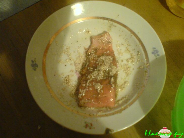 Рыба, жареная в кунжуте