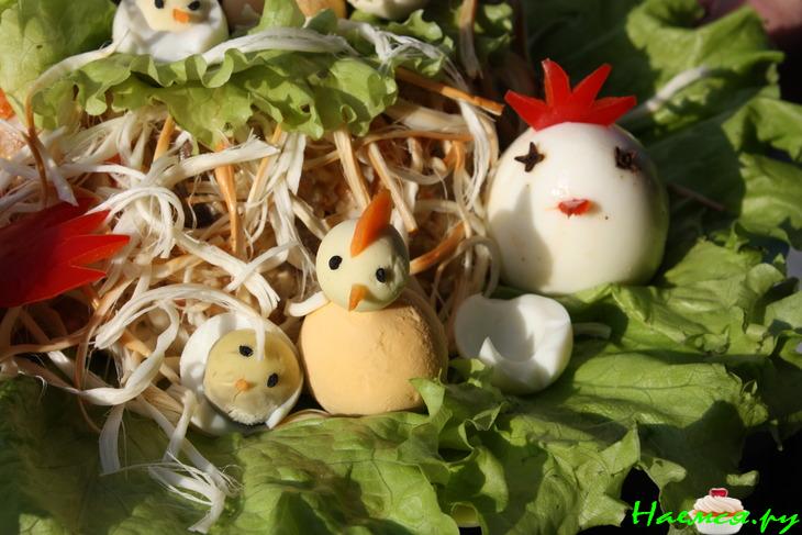 Салат "Гнездо" с куриным филе Салат "Гнездо" с куриным филе
