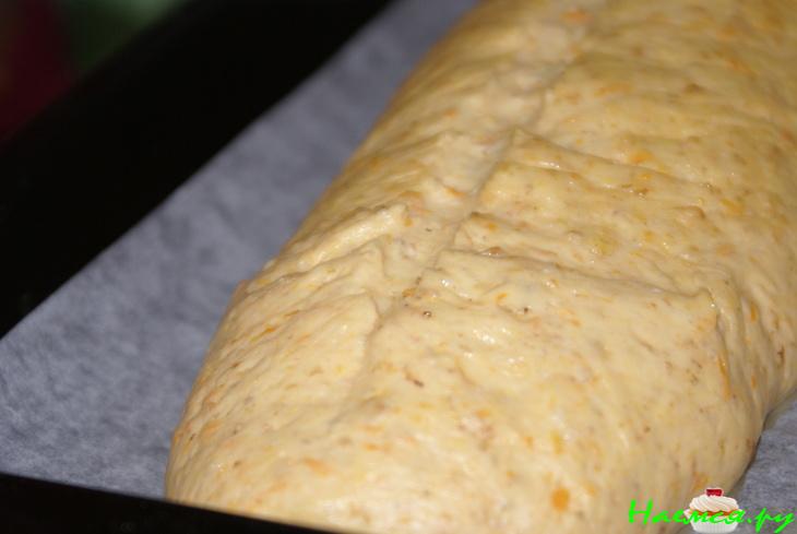 Тыквенный хлеб с овсяными хлопьями и курагой