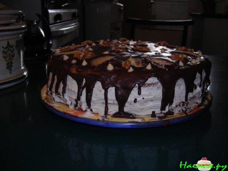 Торт вишнево-шоколадный