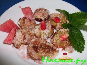 Сливы запеченные в вине