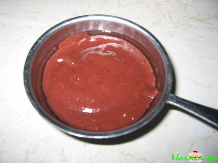 Шоколадные пирожные-жучки из свёклы "Съешь нас" с апельсиновой глазурью