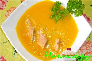 Суп-пюре с рыбой оранжевый