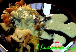 Паста с соусом из шпината