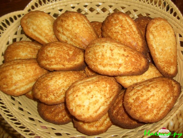 Мадленки с белым шоколадом Мадленки с белым шоколадом