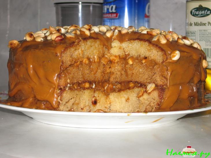 Торт на меду "Сникерс"