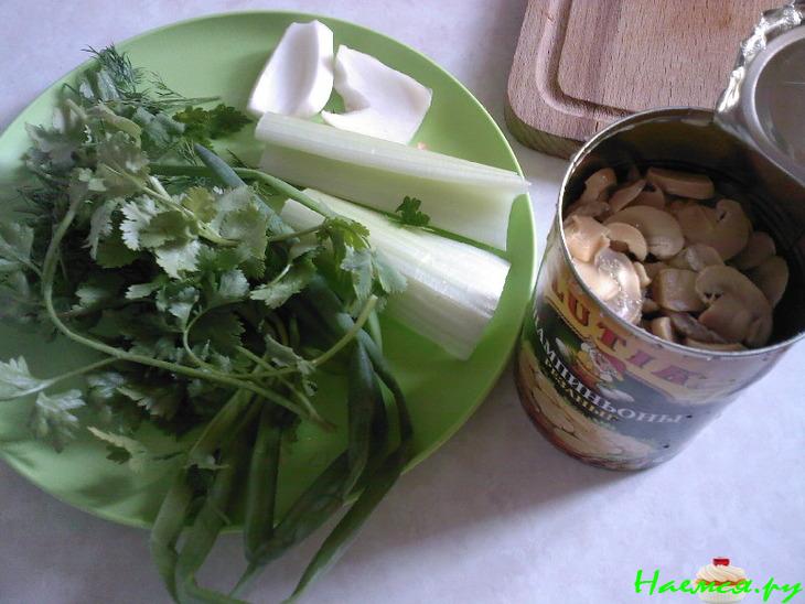 Щи из квашенной капусты с грибами Щи из квашенной капусты с грибами