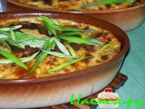 Мясная запеканка с фасолью под сырным соусом Мясная запеканка с фасолью под сырным соусом