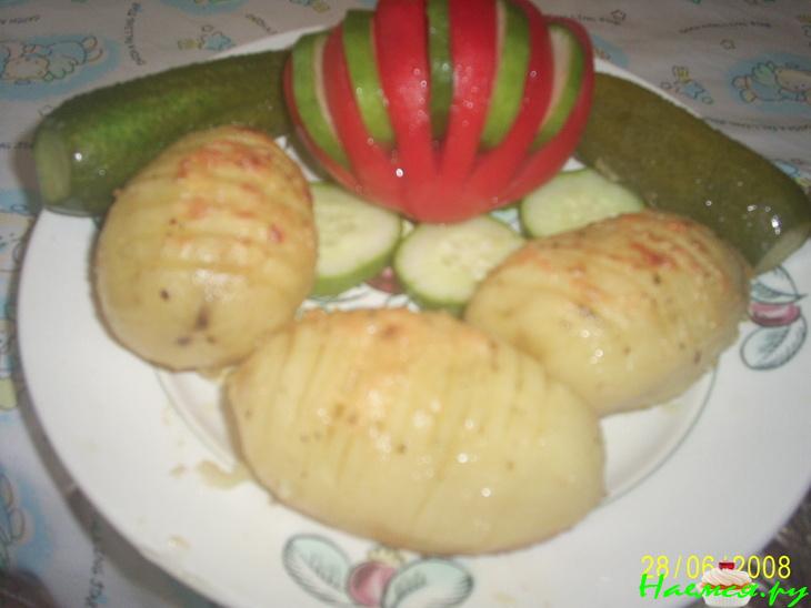 Картофель печенный с сыром
