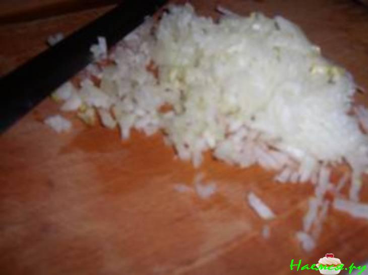 Баклажанная икра с перцем, луком и томатами